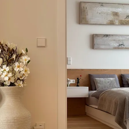 Marcel Cahen 5 Luxurious For Families Groups And Events 펜션 *