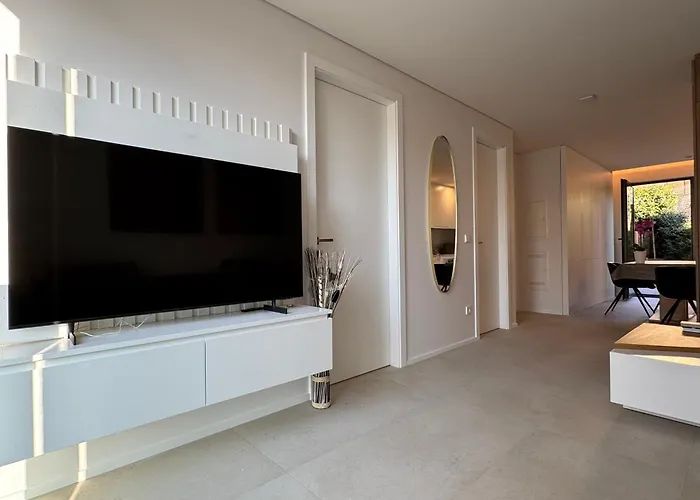 Marcel Cahen 5 Luxurious For Families Groups And Events Semesterbostad