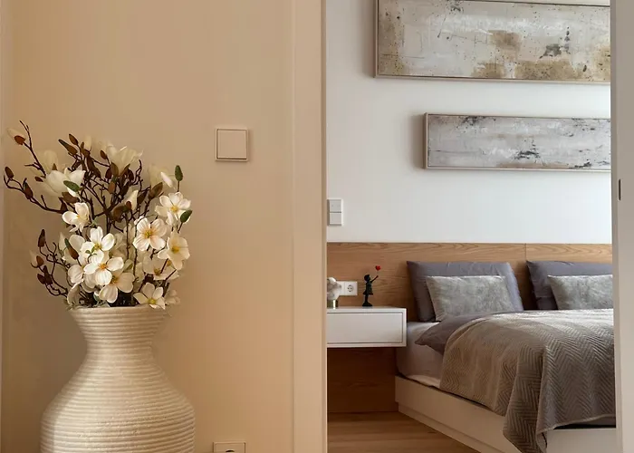 Marcel Cahen 5 Luxurious For Families Groups And Events Semesterbostad *